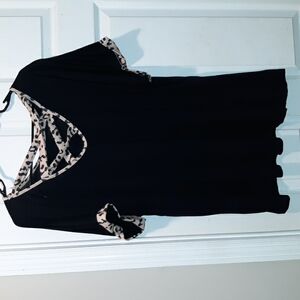 Grace & Emma Criss/Cross Back Animal Print Trim Tunic Shirt